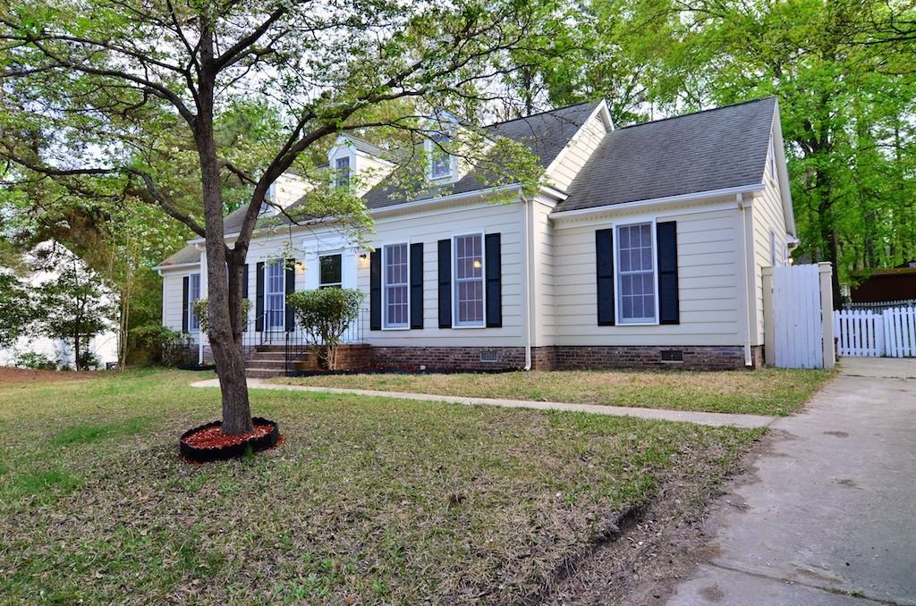 160 Chinquapin Cir - Photo 3 of 34