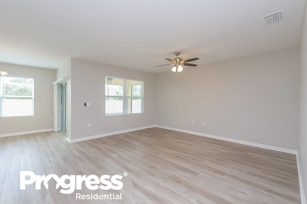 9829 Warm Stone St - Photo 3 of 16