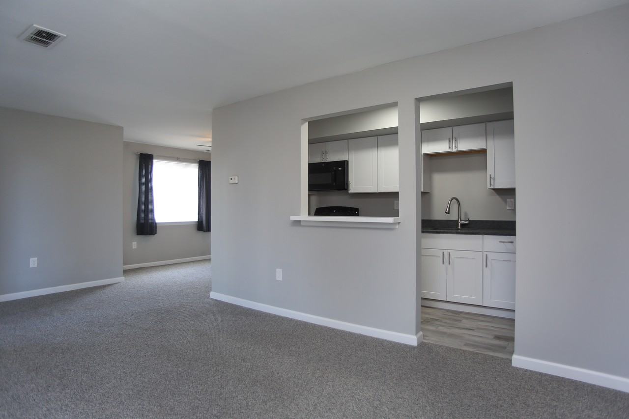 196 Michele Way #1 - Photo 3 of 8