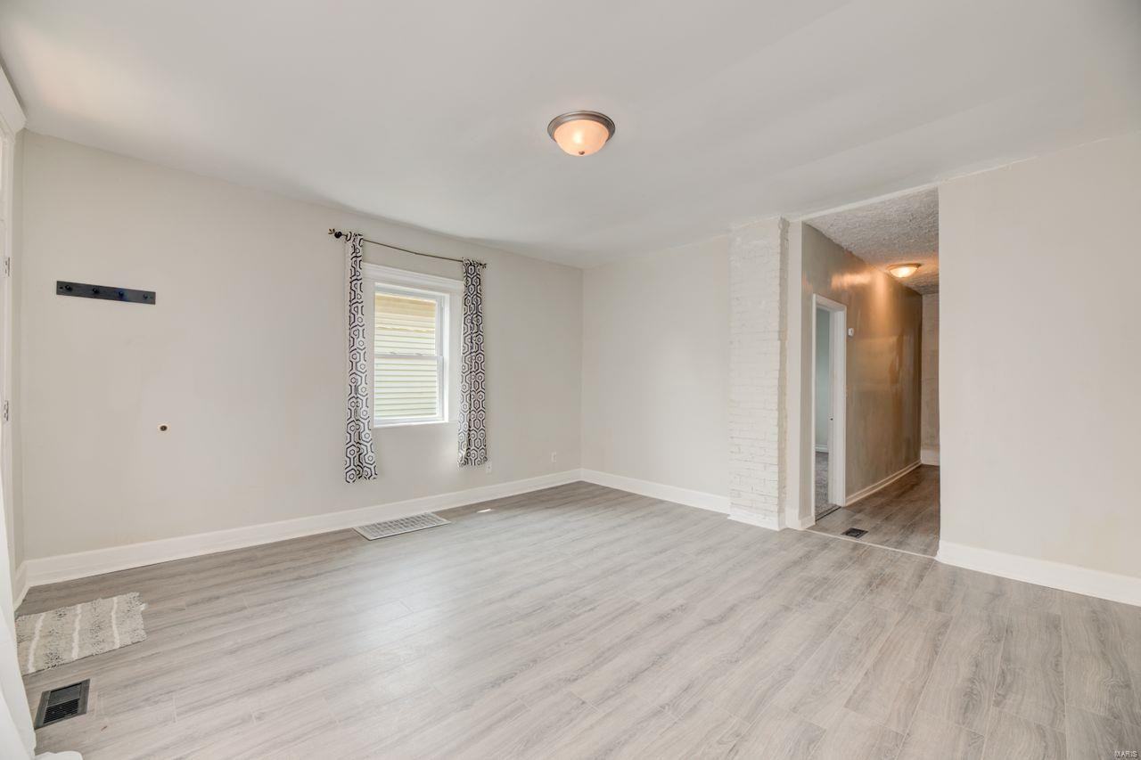117 Eiler St - Photo 2 of 19