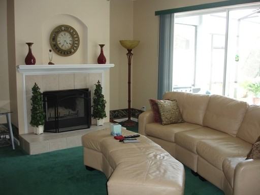 2823 Brook Hollow Rd - Photo 2 of 11