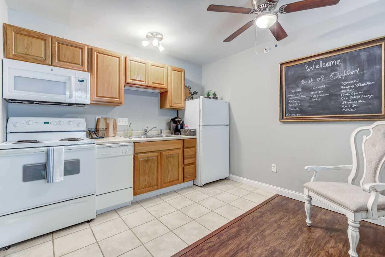 101 Silverleaf Dr #111 - Photo 2 of 7