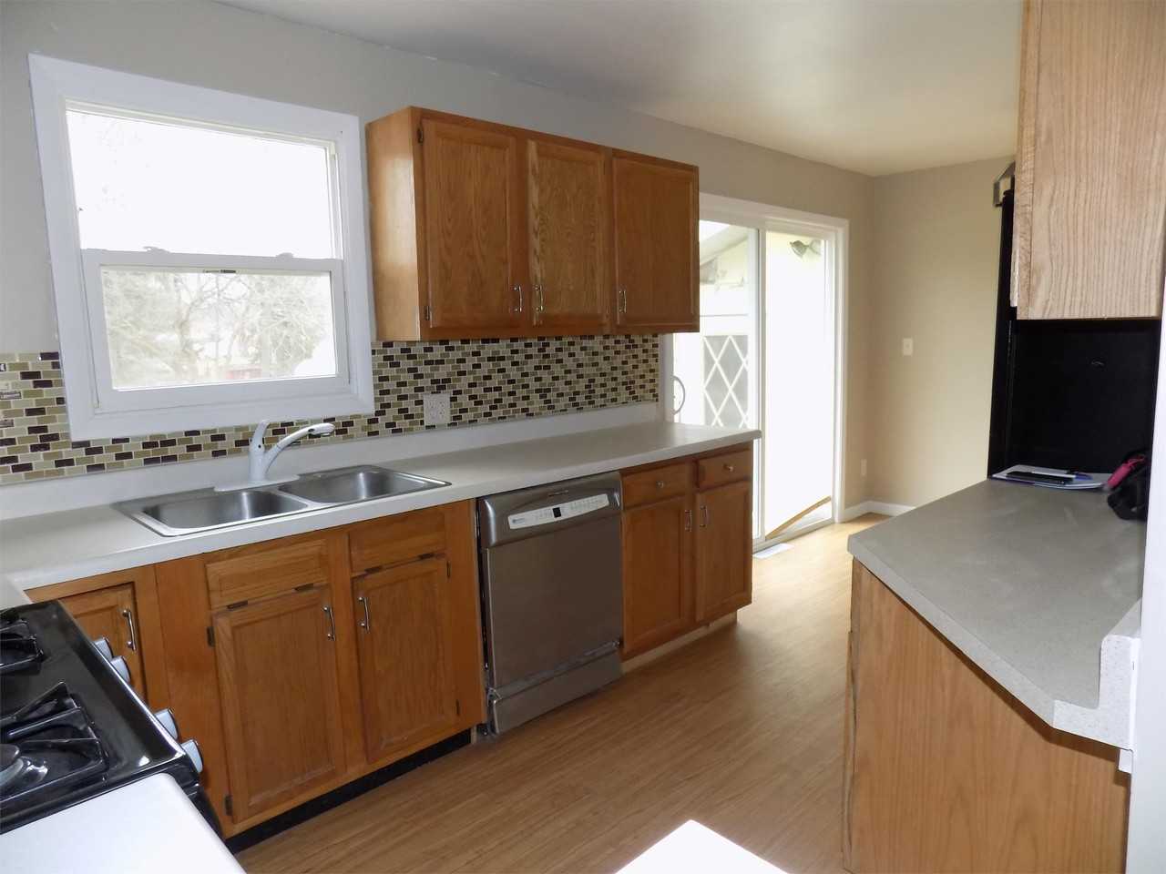 1005 E North St #1 - Photo 6 of 15