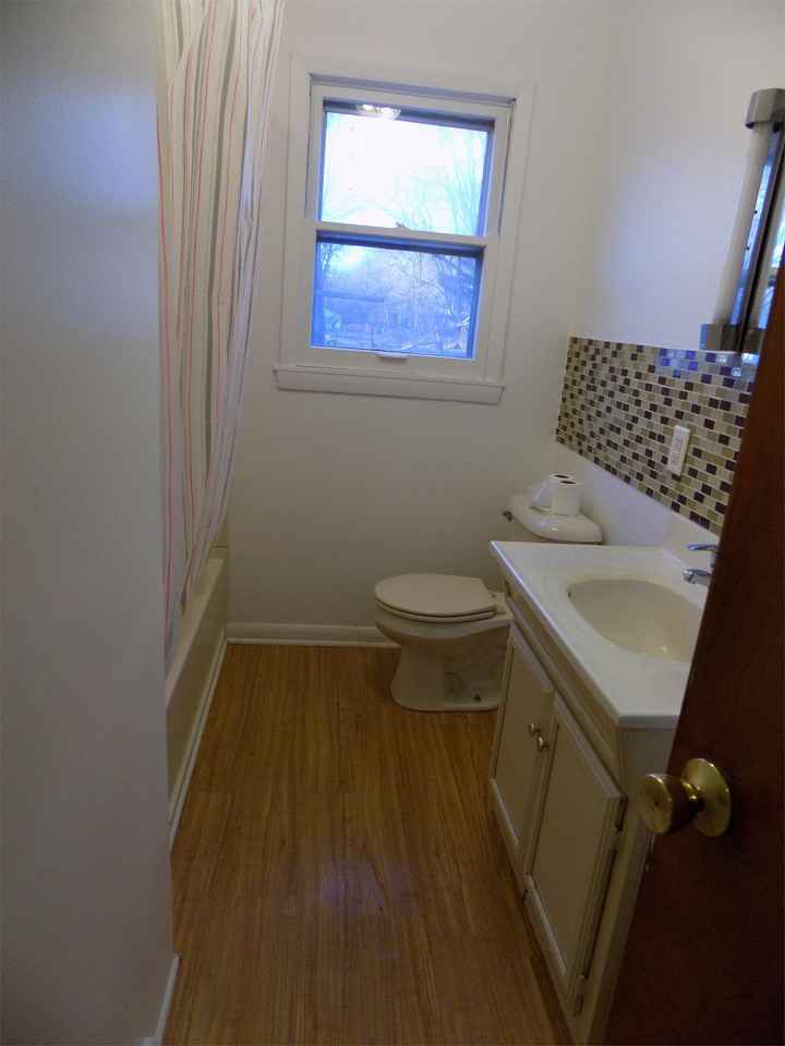 1005 E North St #1 - Photo 7 of 15