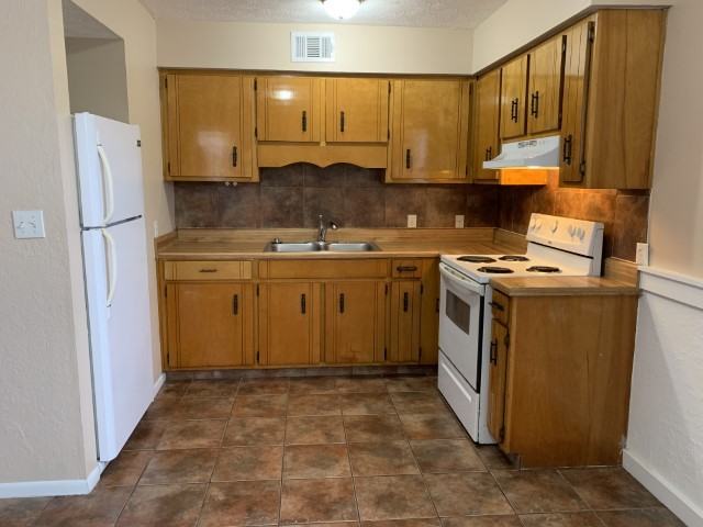 719 Berthe AvenueUnit #239 - Photo 4 of 8