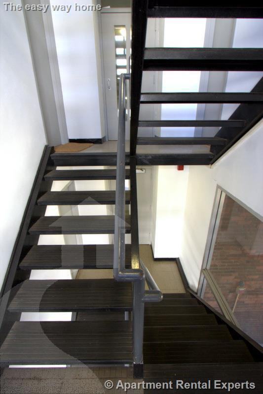 524 Putnam Ave #1 - Photo 5 of 12