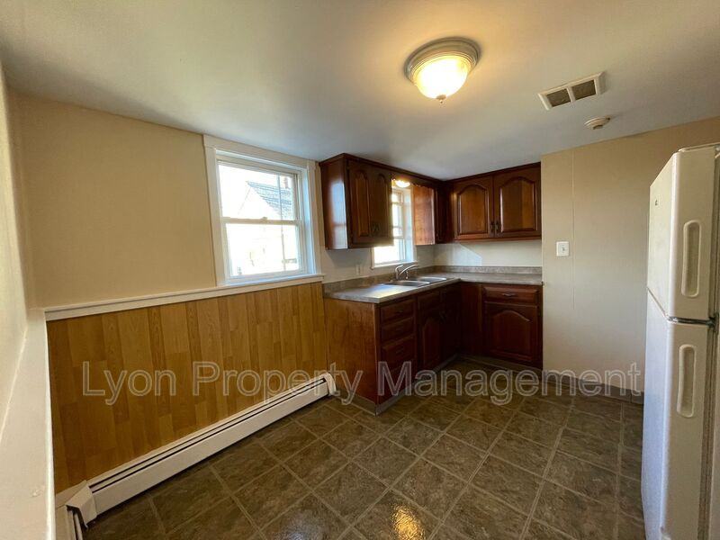 84 Spring St #2R - Photo 5 of 8