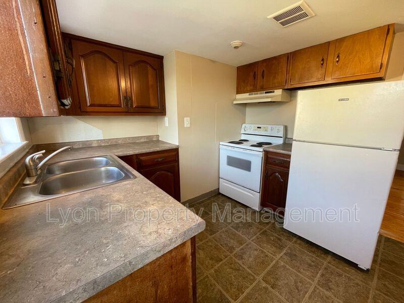 84 Spring St #2R - Photo 6 of 8