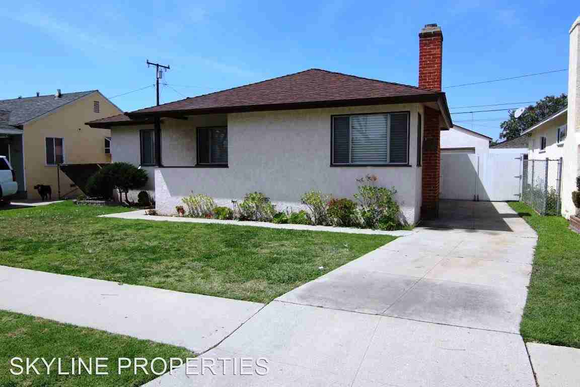 6059 Faculty Ave - Photo 2 of 14