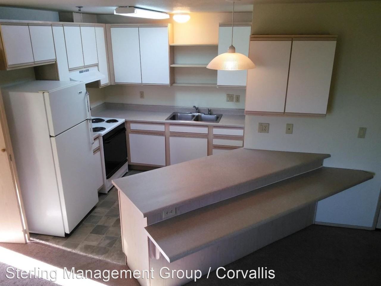 121 NW 21 Street - Photo 2 of 9