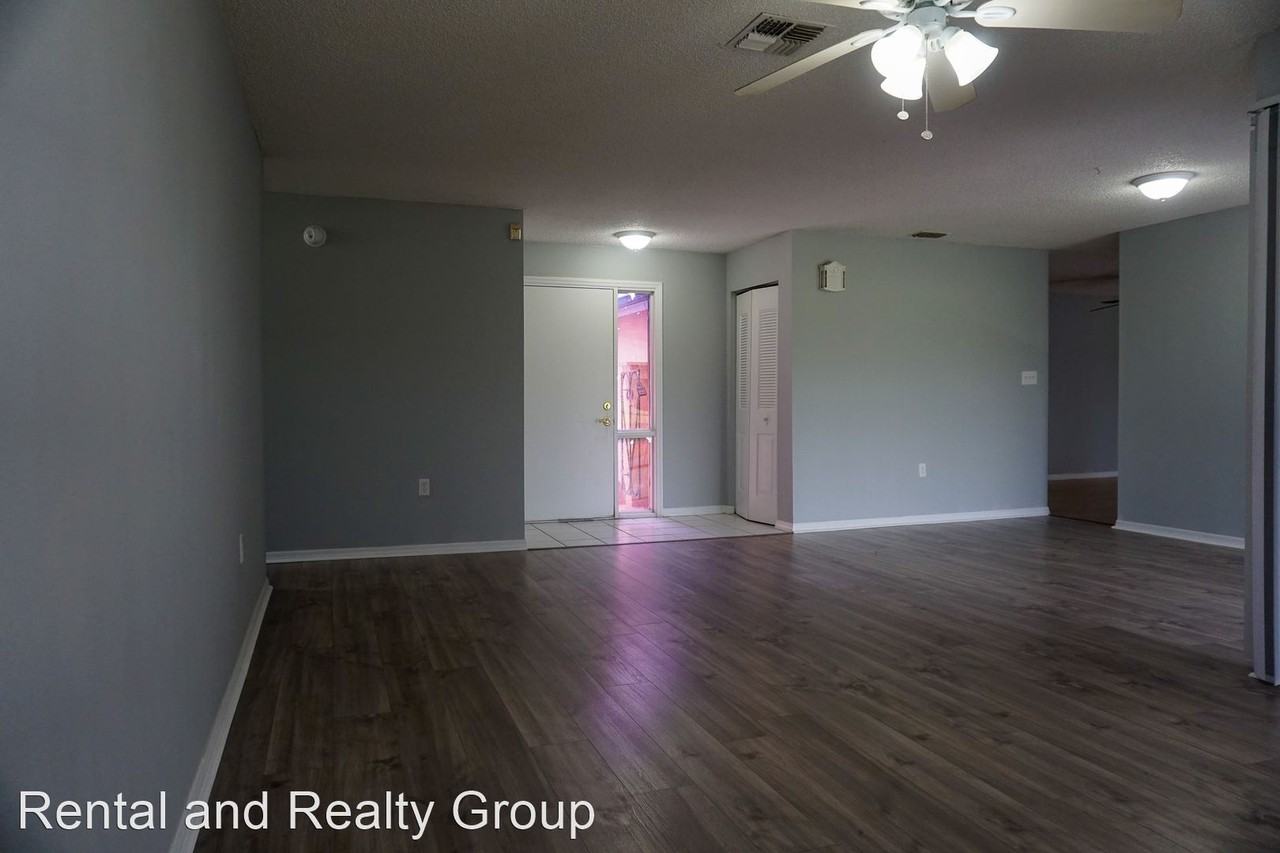 619 Caddy Dr - Photo 3 of 26