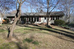 327 N Park Dr - Photo 1 of 1