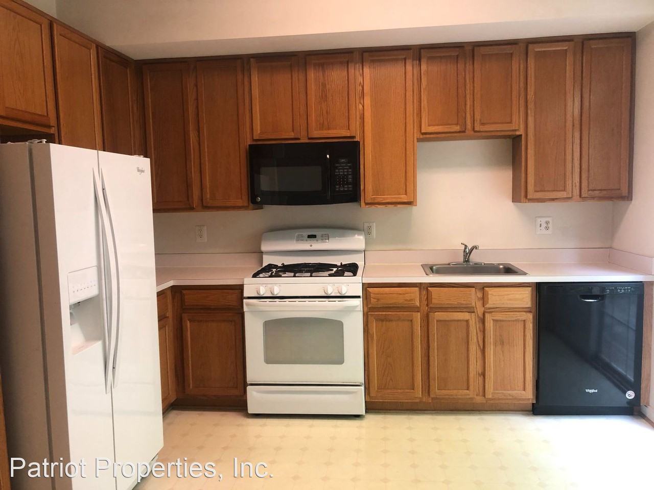 1305 Windleaf Dr Unit J - Photo 2 of 6