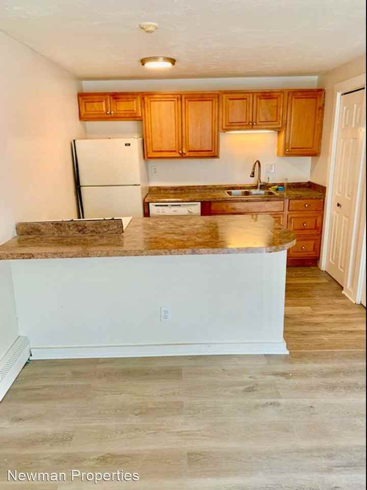 4-6 West Central Ave - Photo 2 of 9