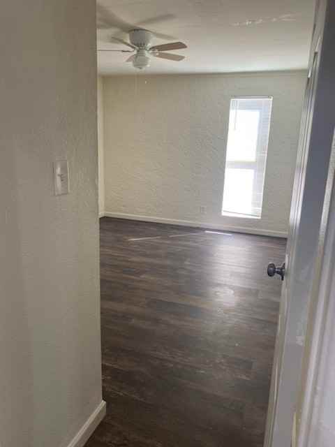 4027 E Moreland St - Photo 3 of 4