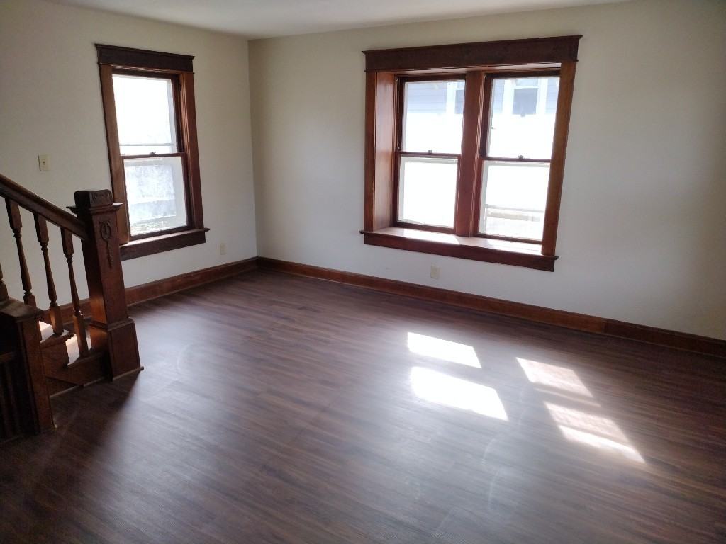 1725 S Claremont Ave - Photo 3 of 10