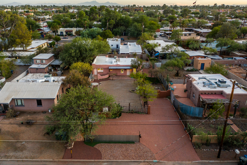 3532 E Lee St - Photo 2 of 50