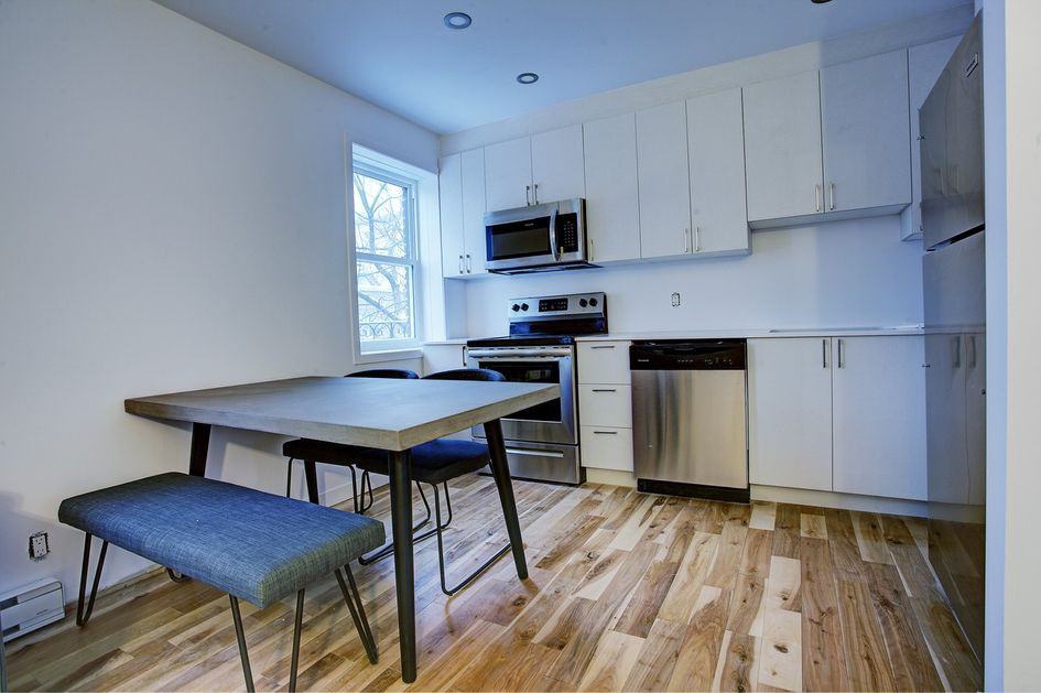 429 Rue Prince Arthur Ouest #5 — photo 3