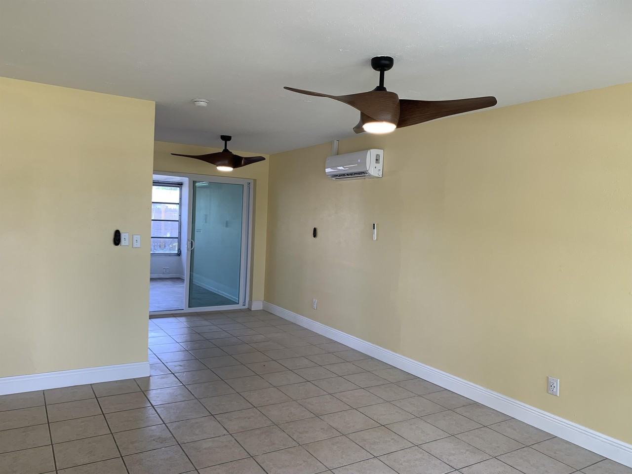 1120 Vineyard St #1 - Photo 2 of 18