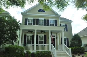 featured image of 607 Nadina Pl #1