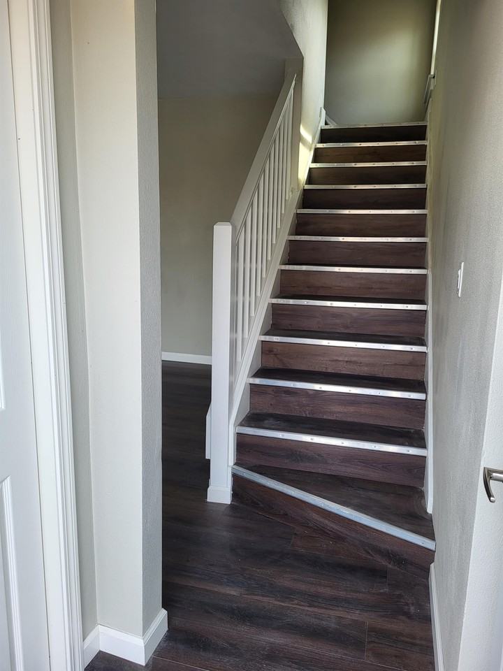 529 Sullivan Ave #1 - Photo 6 of 12