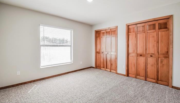 618 Penn National Rd - Photo 3 of 12