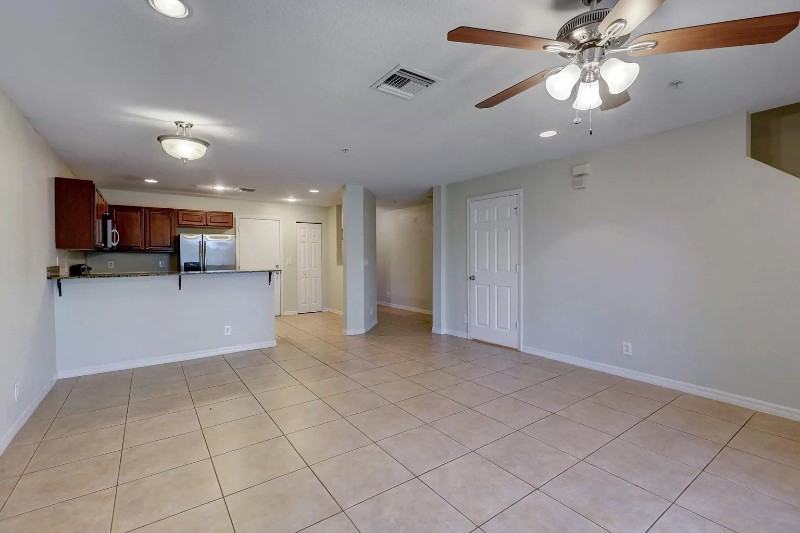 5273 Se Jennings Ln - Photo 3 of 27