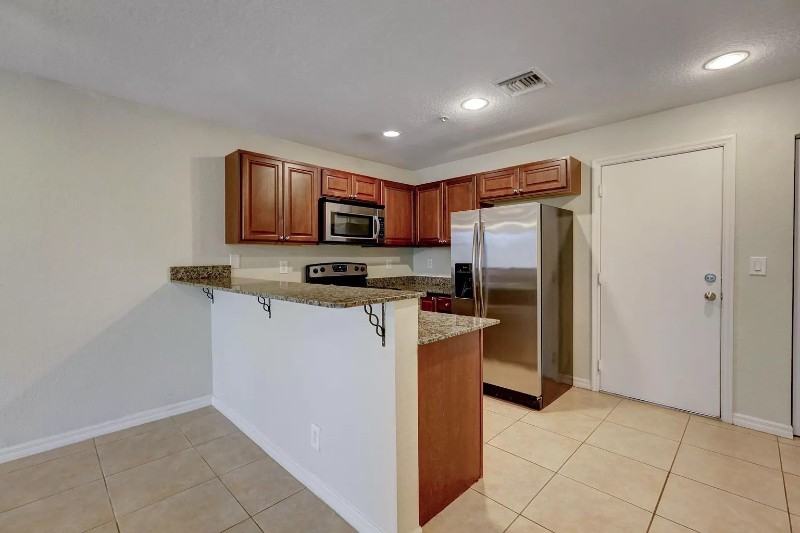 5273 Se Jennings Ln - Photo 5 of 27