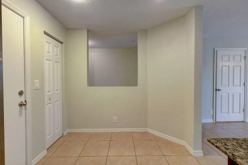 5273 Se Jennings Ln - Photo 6 of 27