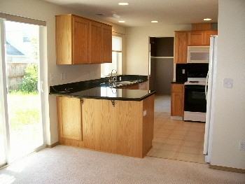 257 W 14th St - Photo 2 of 5