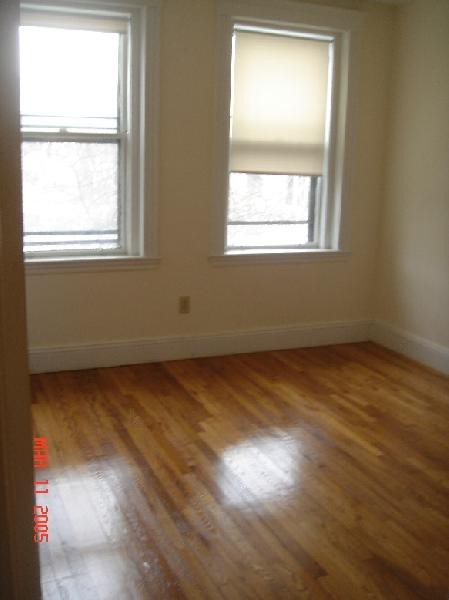 168 Hemenway St #9 - Photo 6 of 6