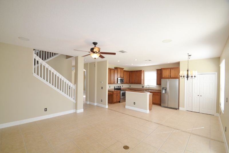 23510 Companero Dr - Photo 3 of 11