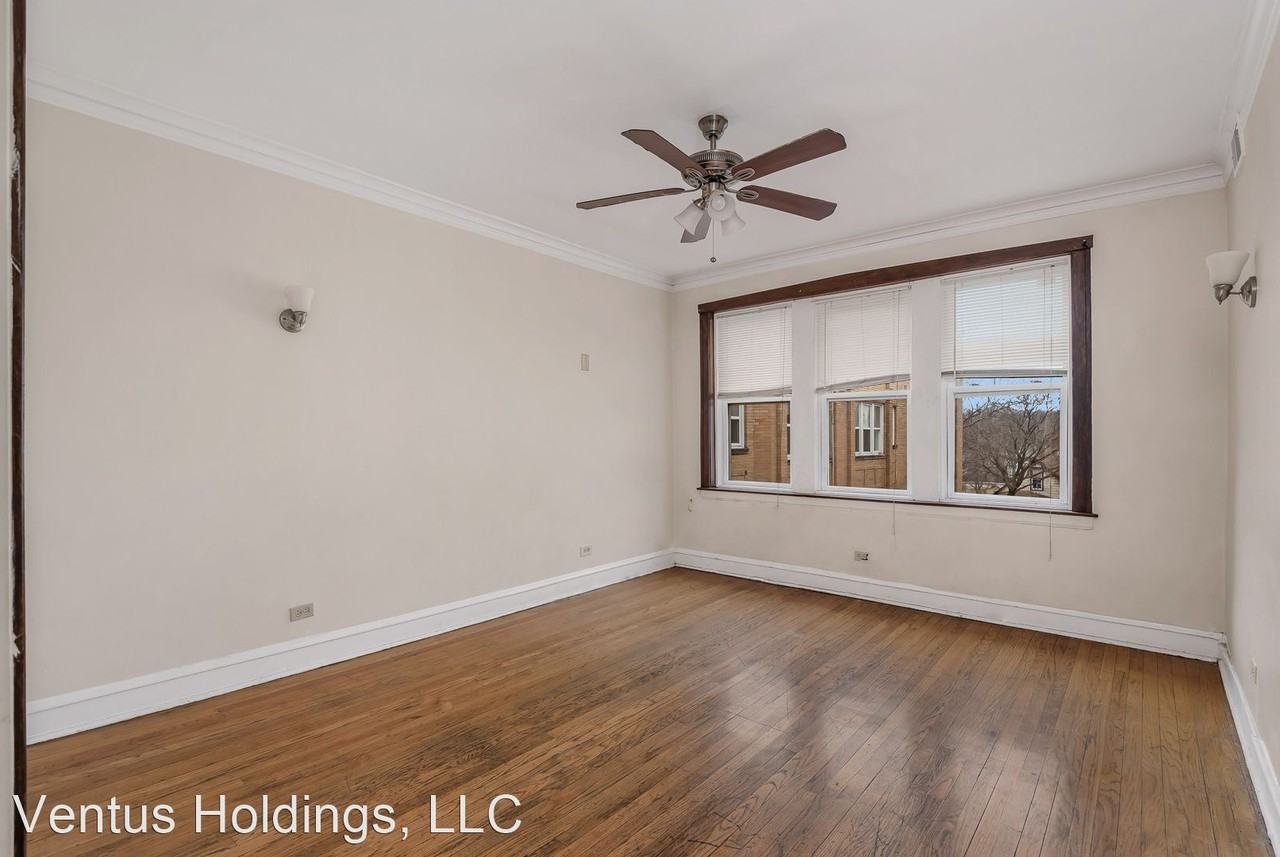 8047-8055  S. Manistee Ave - Photo 2 of 9