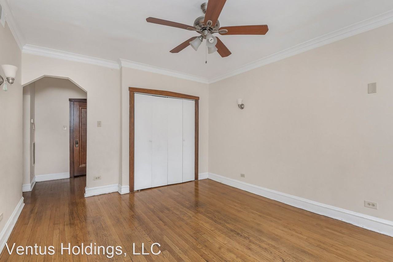 8047-8055  S. Manistee Ave - Photo 3 of 9