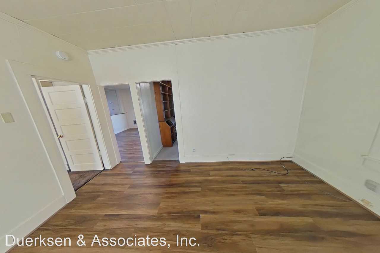 3120 Nw Jackson Ave - Photo 3 of 9