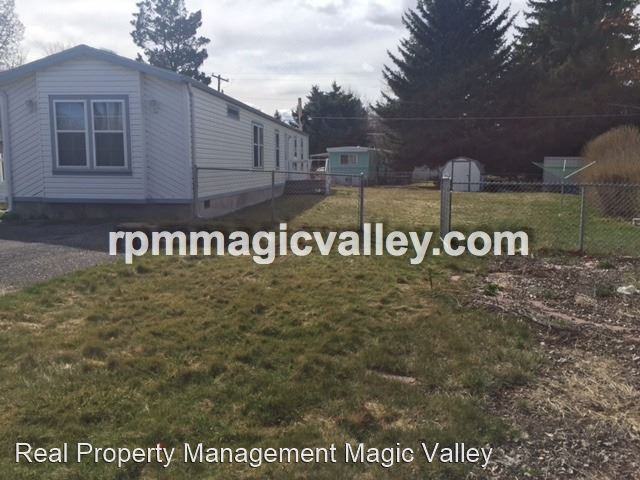 415 E 4th St - Photo 2 of 18