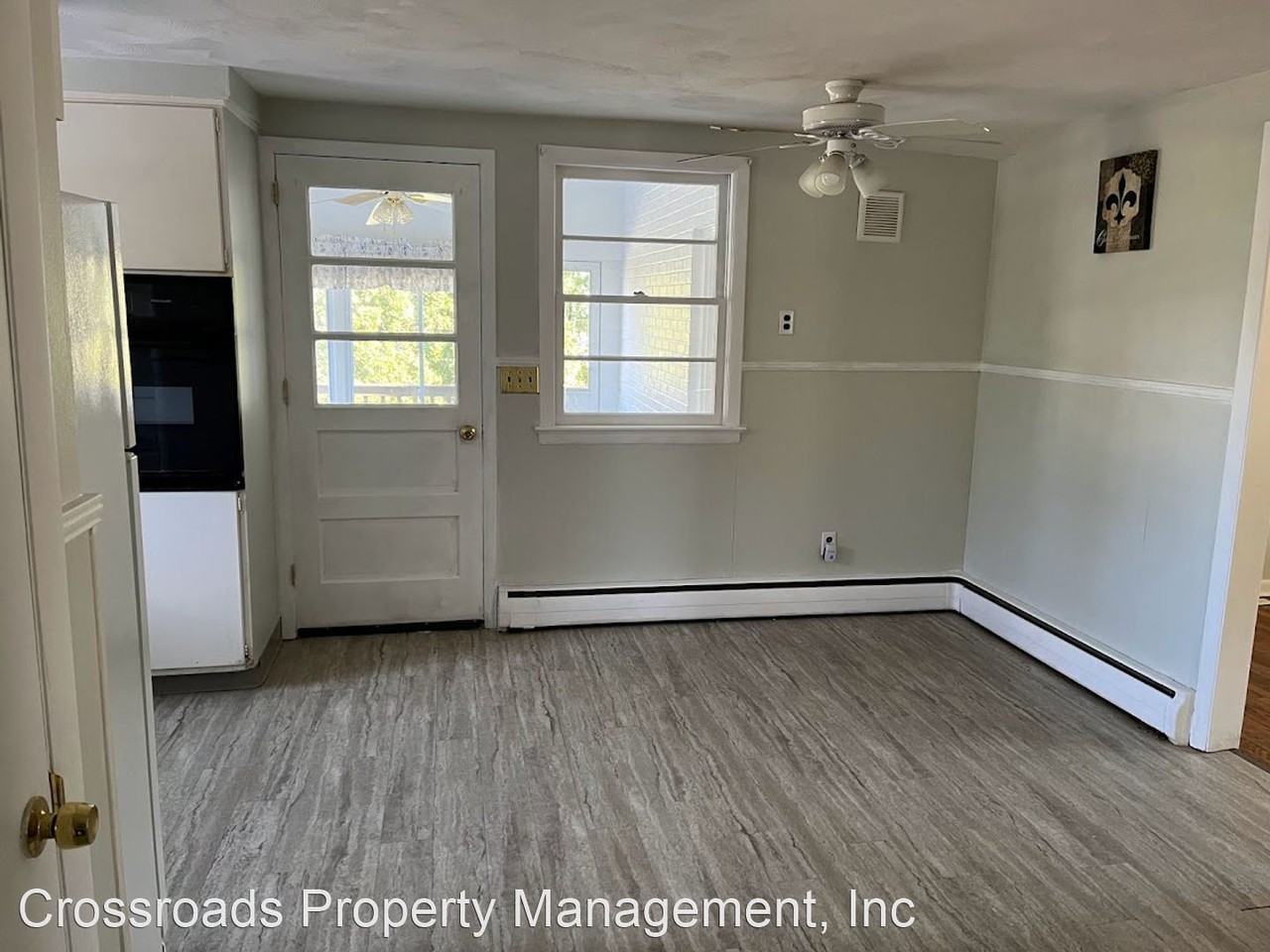 2015 Wallace St - Photo 3 of 15