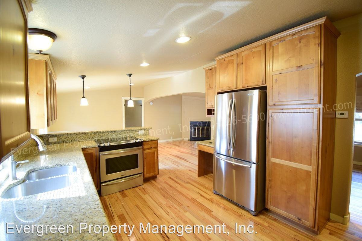 618 Ponderosa Dr - Photo 3 of 28