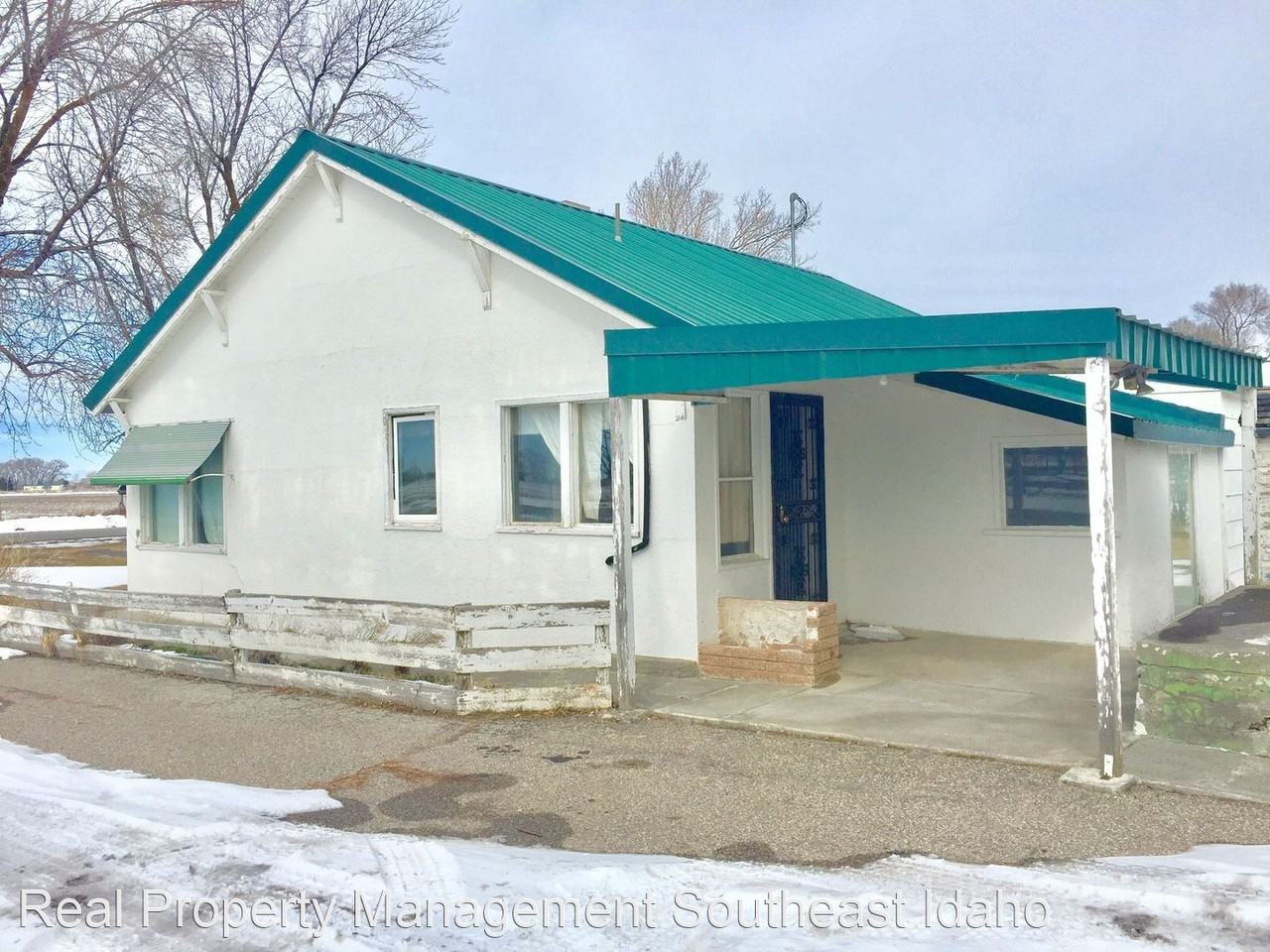 118 N 3500 E - Photo 2 of 17