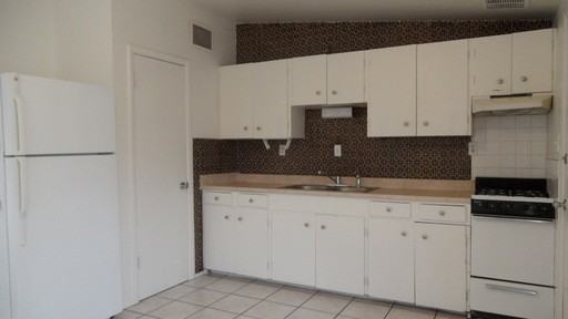 1518 S Tucson Blvd - Photo 3 of 6