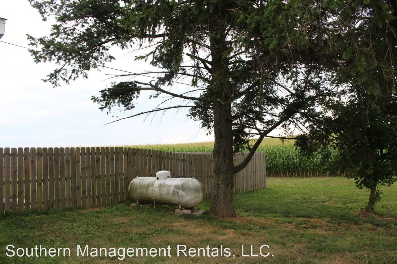 1903 Sieling Farm Rd - Photo 2 of 15