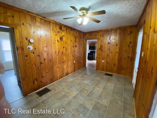 14411 Maple St - Photo 2 of 29