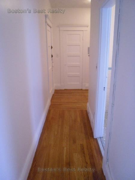 27 Saint Lukes Rd #15 - Photo 3 of 12