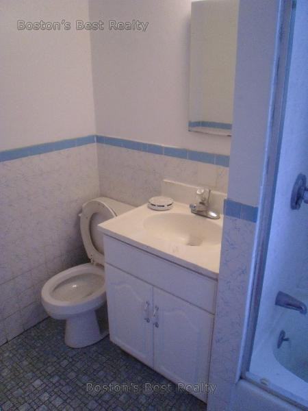 27 Saint Lukes Rd #15 - Photo 4 of 12