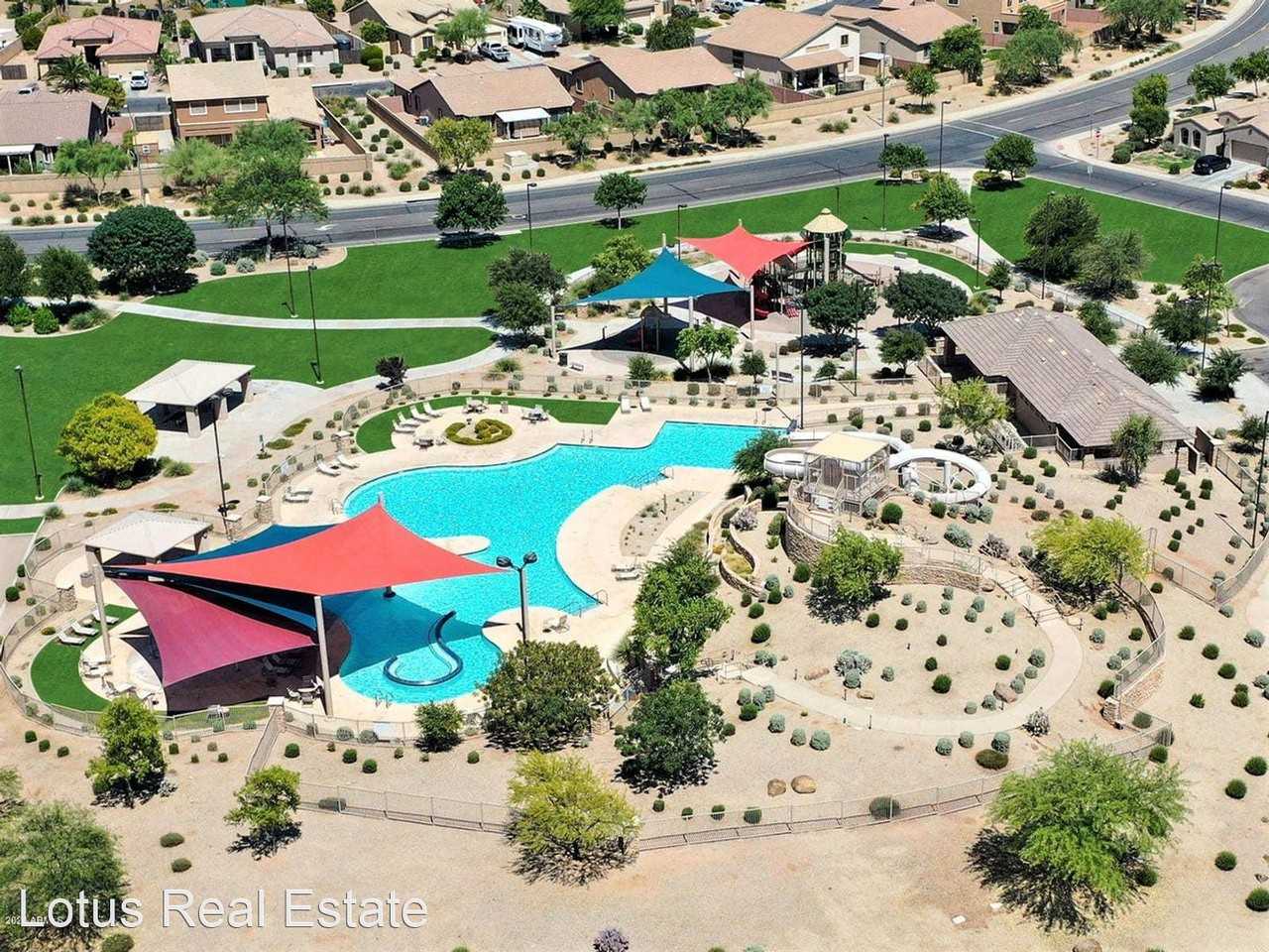 321 S Verdad Ln - Photo 2 of 42