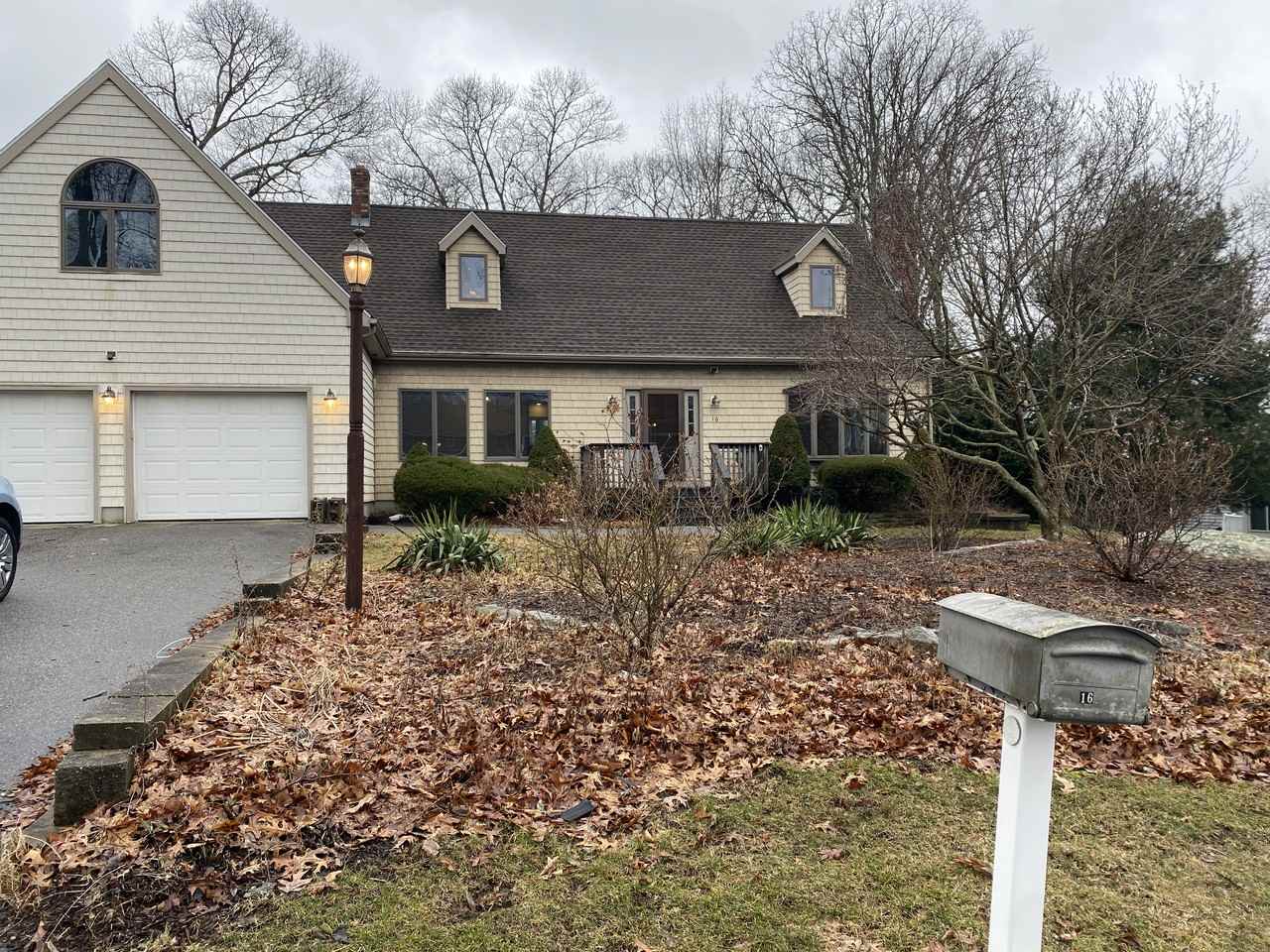 16 Hattie Brown Ln - Photo 2 of 38