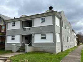 featured image of 1201 Charleston Ave Apt 3 #Apt 3