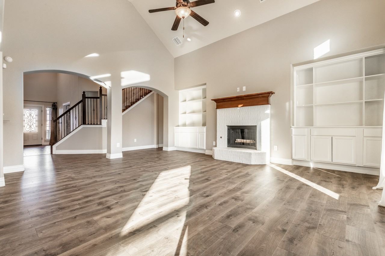 2304 Nw 156th St #1 - Photo 7 of 23