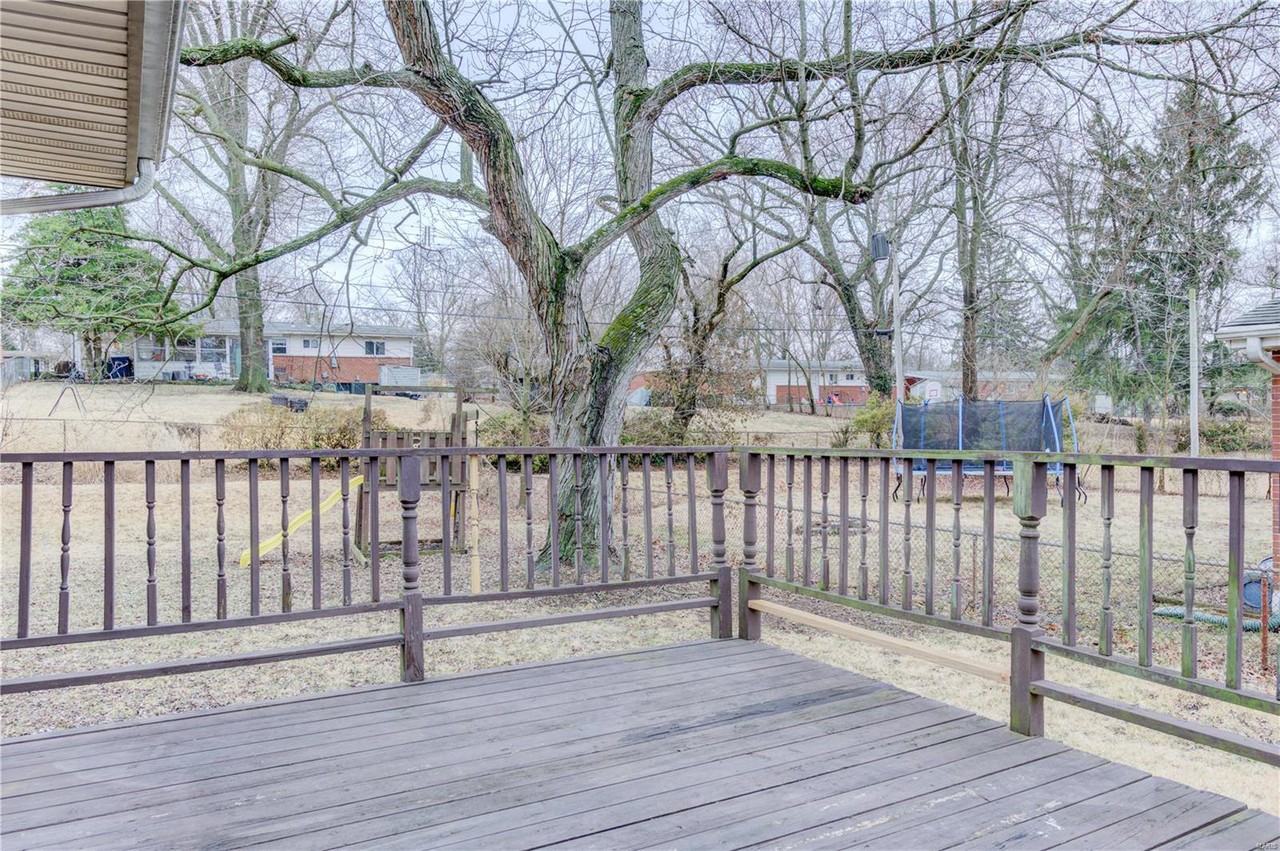 80 Saint Benedict Ln - Photo 2 of 50