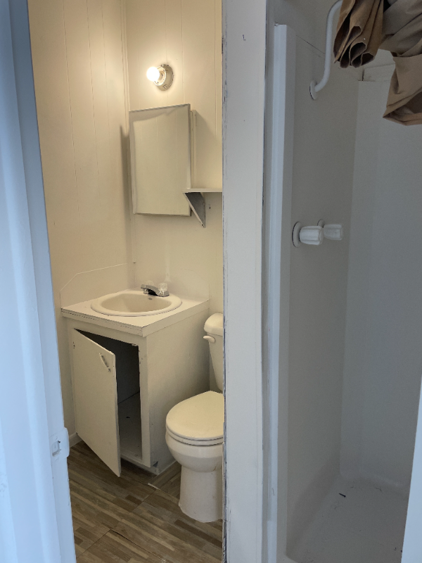 224 S Broadway - Photo 2 of 7